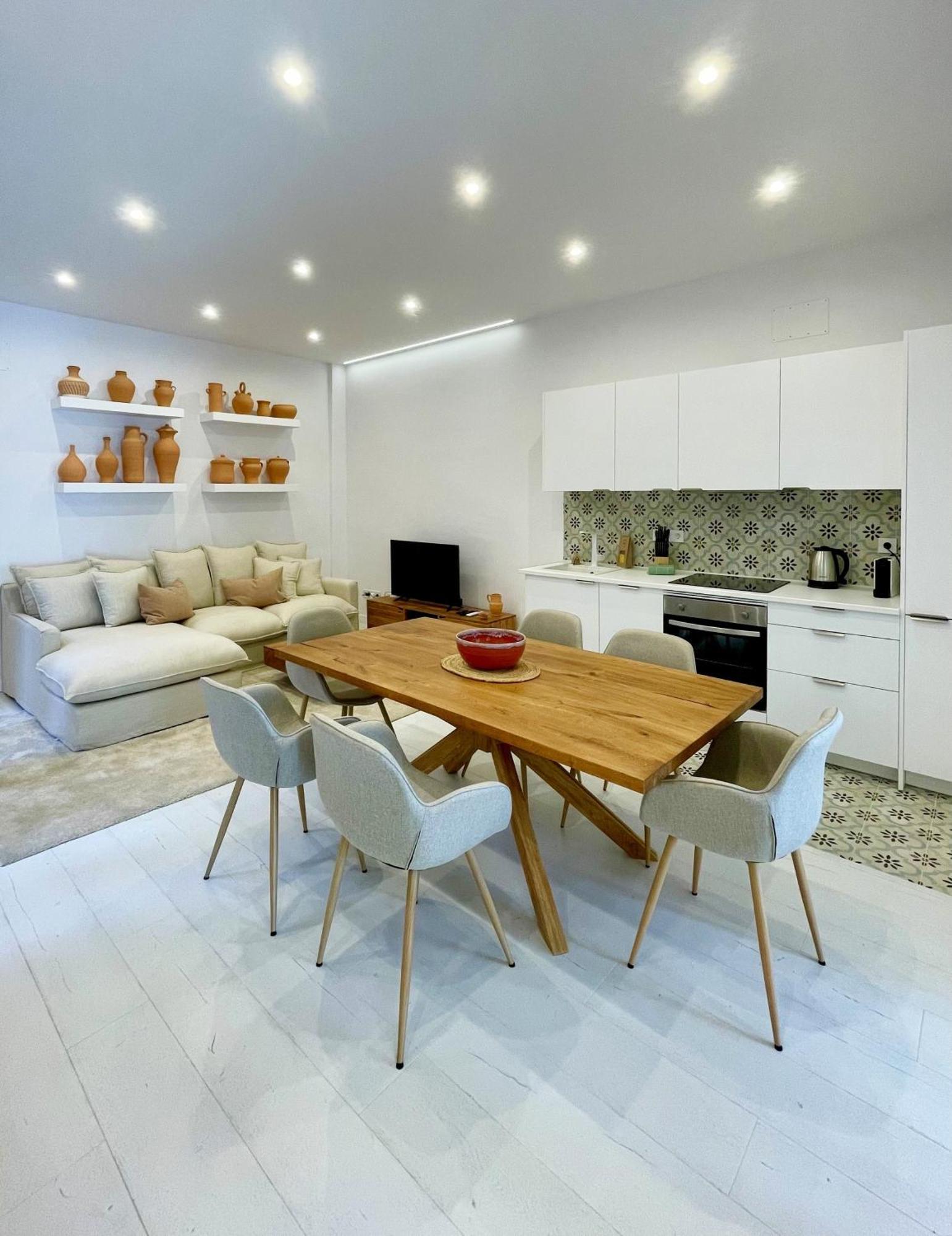 Piso Familiar Con Tres Habitaciones En La Goleta Малага Экстерьер фото